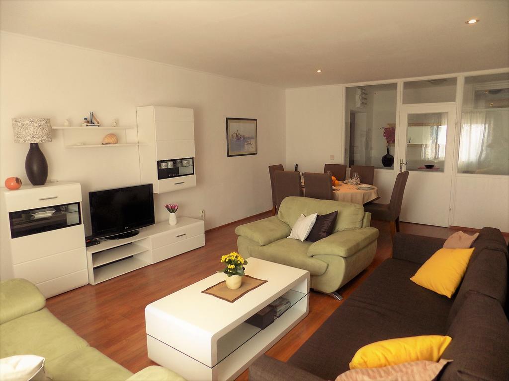 Apartment Anamarija 니바이스 외부 사진